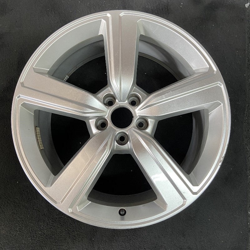 20″ E-TRON 19 20×9 alloy Original OEM Wheel Rim