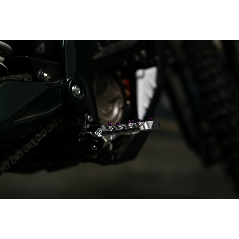 Prickly Foot Pegs MX for Ultra Bee