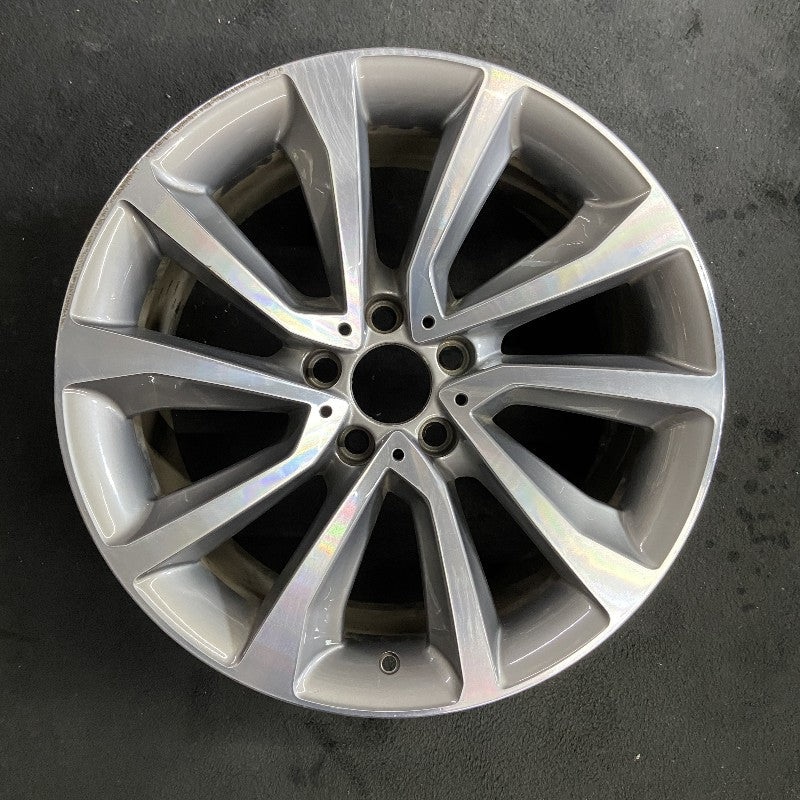19″ BMW X6 15-17 19×9 alloy 5 spoke V spoke w/dimples between lugs 18mm offset Original OEM Wheel Rim