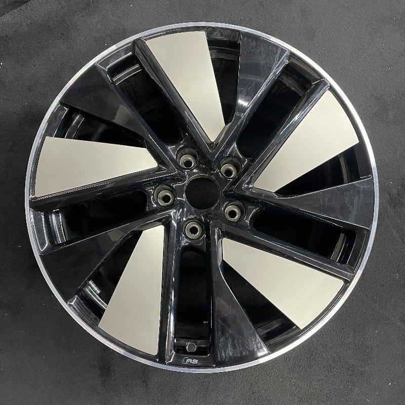 21″ E-TRON GT 23-24 21×11.5 Original OEM Wheel Rim