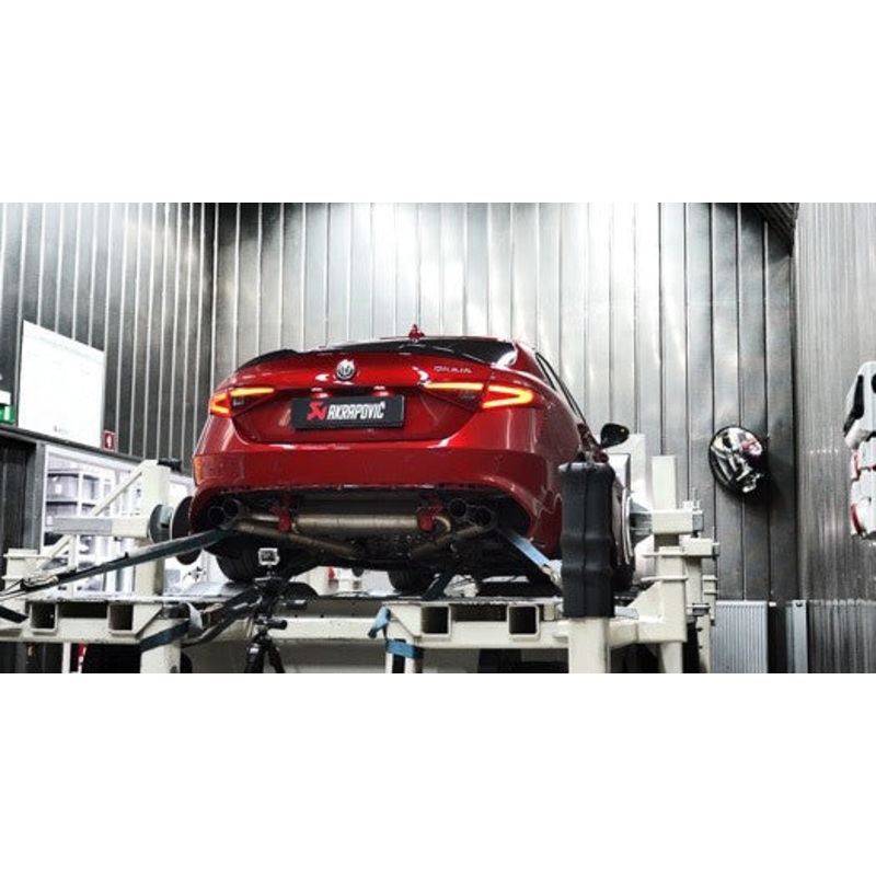 Akrapovi Evolution Titanium Exhaust System 2017-2019 Alfa Romeo Quadrifoglio