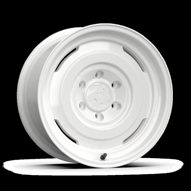 fifteen52 Analog HD 17×8.0 6×139.7 25mm ET 106.2mm Center Bore Classic White Wheel