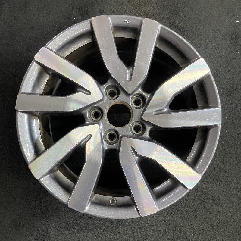 18″ PILOT 19 18×8 alloy 5 V spoke factory installed w/machined face Original OEM Wheel Rim