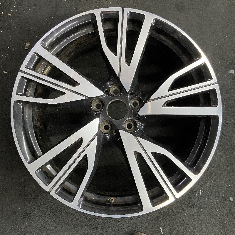 20″ BMW i8 14-17 20×8.5 alloy directial 5 W spoke rear L. Original OEM Wheel Rim