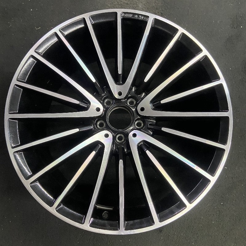 21″ MERCEDES S-CLASS 21 223 Type S models Sedan 21×10 5 V spoke machined face with black accent Original OEM Wheel Rim
