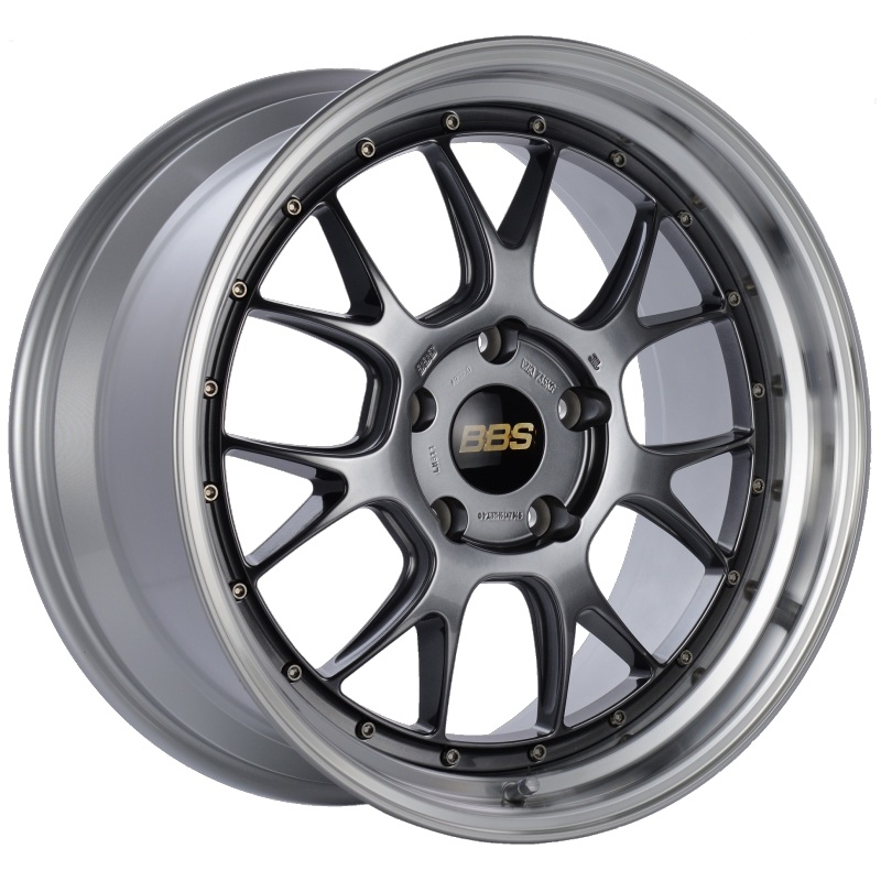 BBS LM-R 19×9.5 5×130 ET40 CB71.6 Diamond Black Center Diamond Cut Lip Wheel